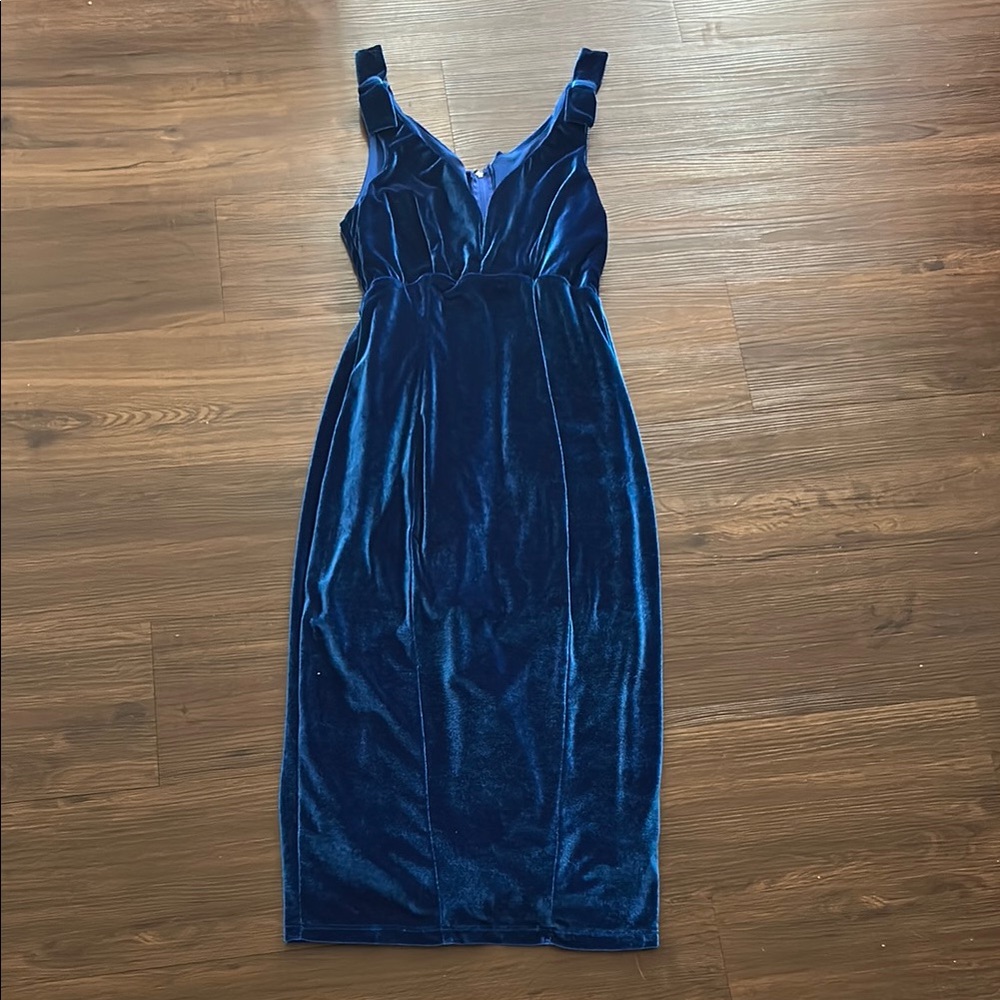 Elegant Blue Velvet Dress